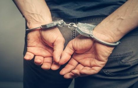 यूपी नम्बर की चोरी की वाहन सिलीगुड़ी से जब्त, दो गिरफ्तार
