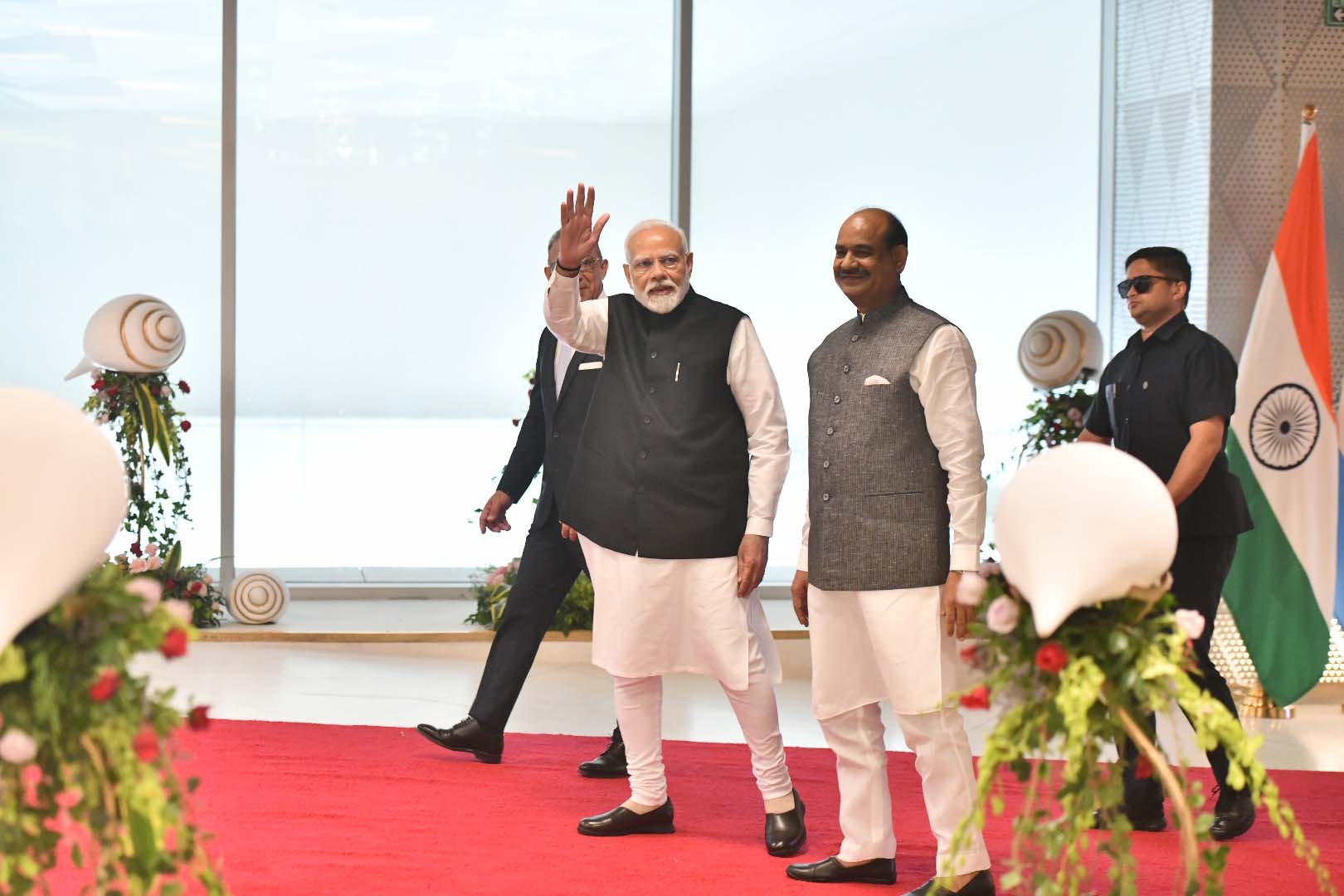 नई दिल्ली में शुक्रवार 13 अक्टूबर 2023 को प्रधानमंत्री नरेन्द्र मोदी ने यशोभूमि में 9वें जी 20 संसदीय अध्यक्षों के शिखर सम्मेलन पी20 के उद्घाटन के दौरान। हिन्दुस्थान समाचार फोटो गणेश बिष्ट 
