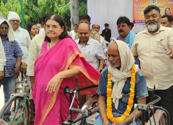 The work of strengthening the poor is being done under the leadership of the Prime Minister: Maneka Gandhi