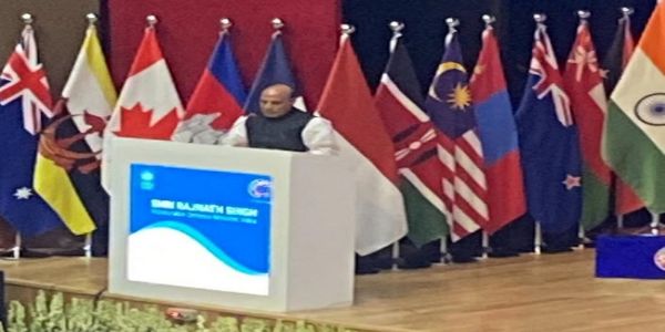 भारत का इंडो-पैसिफिक क्षेत्र के मित्र देशों से सैन्य साझेदारी मजबूत करने का आह्वान