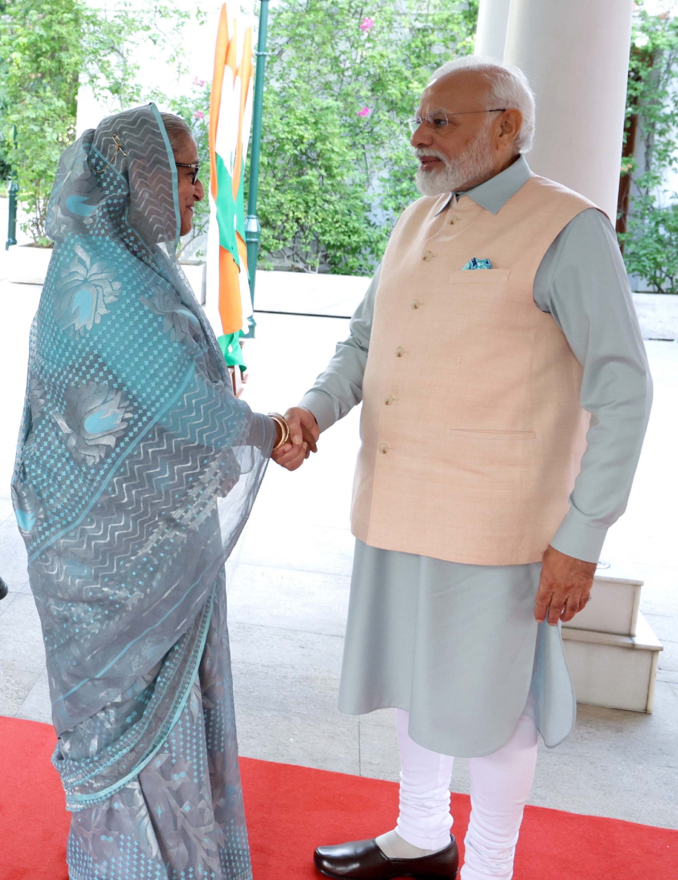 नई दिल्ली में शुक्रवार 08 सितंबर को प्रधानमंत्री नरेन्द्र मोदी और बांग्लादेश की प्रधानमंत्री सुश्री शेख हसीना के साथ द्विपक्षीय बैठक का दृश्य। हिन्दुस्थान समाचार/फोटो गणेश बिष्ट