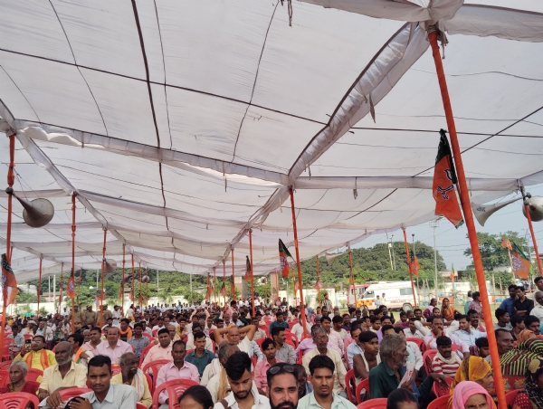 भाजपा की केंद्र एवं राज्य सरकारों द्वारा जनता के लिए अनेक कल्याणकारी योजनाएं चलाई जा रही हैं :केशव प्रसाद मौर्य