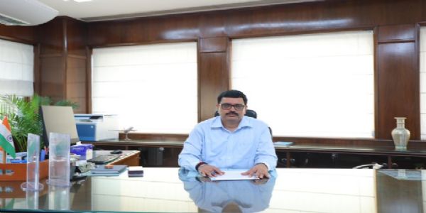 आईएएस अधिकारी विपिन कुमार
