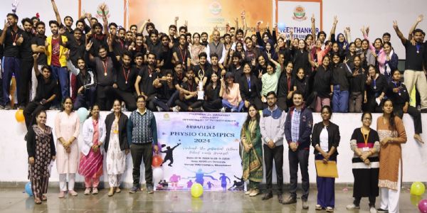 तीर्थंकर महावीर यूनिवर्सिटी मुरादाबाद में फिट इंडिया वीक के तहत आयोजित हुई फिजियो ओलंपिक्स चैंपियनशिप की विजेता खिलाडी