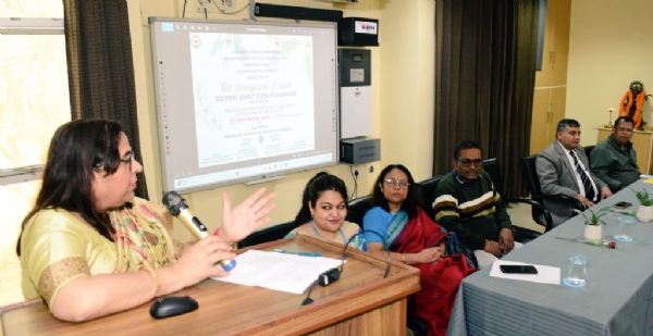 भविष्य की तैयारी है मूक कोर्स प्रशिक्षण कार्यक्रम: प्रोफेसर पूनम टंडन* भविष्य की तैयारी है मूक कोर्स प्रशिक्षण कार्यक्रम: प्रोफेसर पूनम टंडन*