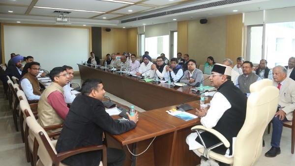 नरेला विधानसभा में विभिन्न विकास कार्यों के संबंध में उच्च स्तरीय बैठक