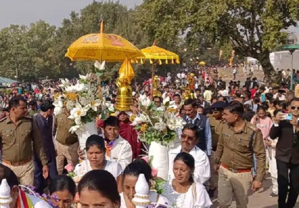 अस्ति कलश शोभा यात्रा