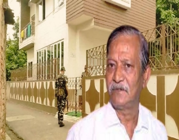 कालीघाट के काकू के नाम से मशहूर सुजयकृष्ण भद्र कालीघाट के काकू के नाम से मशहूर सुजयकृष्ण भद्र
