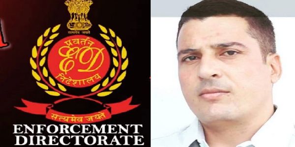 ईडी के लोगों के साथ मनोज परमार की तस्वीर