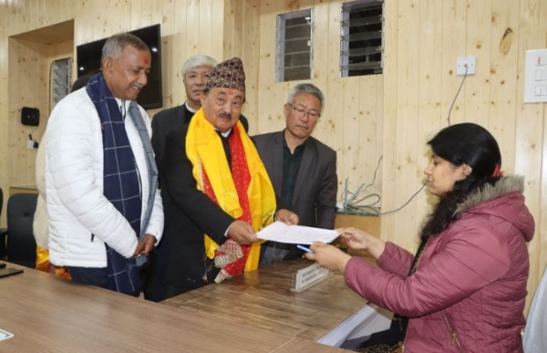 Darjeeling Lok Sabha Center Gopal Lama filed nomination