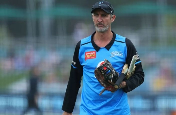 Gillespie resign head coach of South Australia, Adelaide strikers