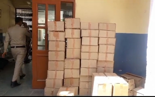 Baddi : Police seized 56 box illegal liquor