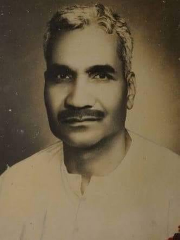 वाराणसी के पहले सांसद डॉ रघुनाथ सिंह की फाइल फोटो