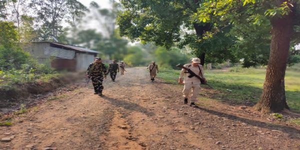 मणिपुर में कुकी उग्रवादियों के हमले में सीआरपीएफ के दो जवान शहीद
