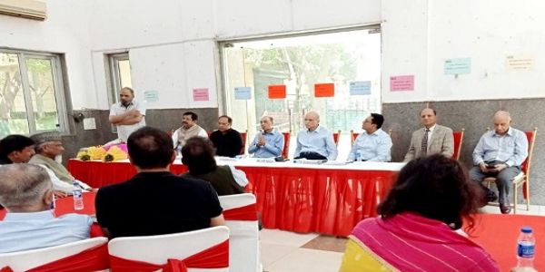 दिल्ली के वसंत कुंज में इंडिया इस्लामिक कल्चरल सेंटर के सदस्यों की हुई बैठक