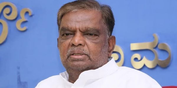 पूर्व केंद्रीय मंत्री और भाजपा सांसद वी श्रीनिवास प्रसाद का बेंगलुरु में निधन