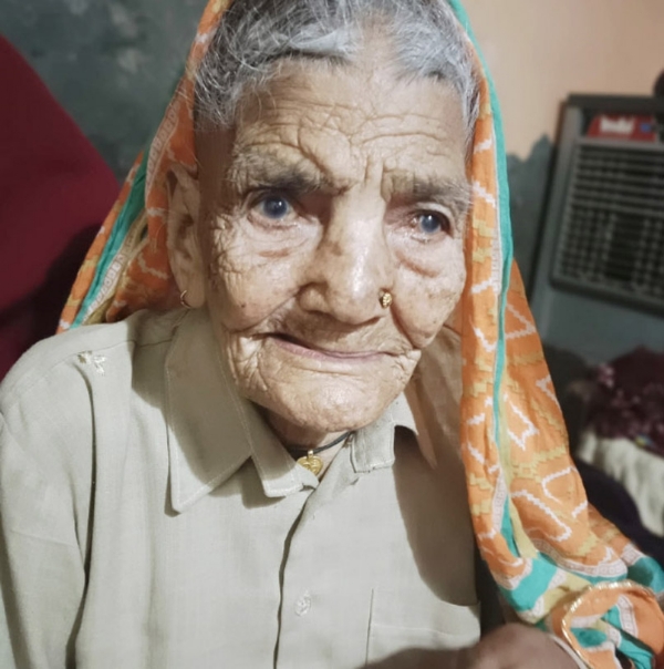 30 Snp-4  सोनीपत: बुजुर्ग मतदाता भगवानी देवी 116 वर्षीय