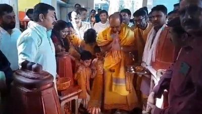 दतिया: भाजपा सांसद सुधांशु त्रिवेदी एवं यूपी के उप-मुख्यमंत्री पहुंचे पीताम्बरा मंदिर
