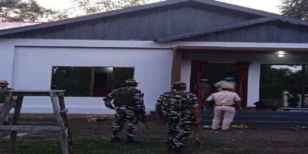 मणिपुर पुलिस ने 120 लोगों को लिया हिरासत में