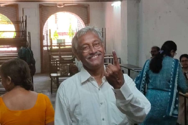 Voting by Political Leaders