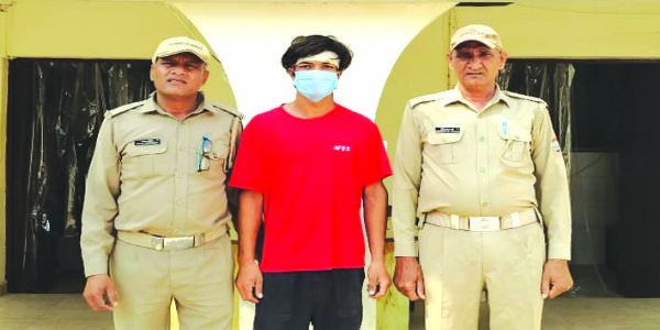घर के बरामदे में सो रही नाबालिग का अपहरण करने वाला गिरफ्तार, अपहृता बरामद
