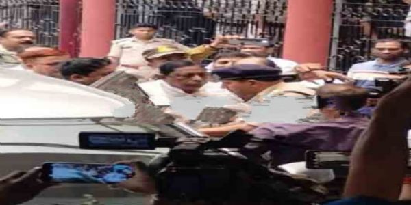 झारखंड के मंत्री आलमगीर आलम छह दिनों के लिए ईडी की रिमांड पर