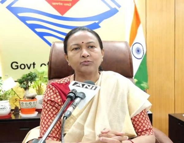 चारधाम यात्रा पर मोबाइल नहीं ले जा सकेंगे श्रद्धालु, धाम के 100 मीटर परिधी में प्रतिबंध चारधाम यात्रा पर मोबाइल नहीं ले जा सकेंगे श्रद्धालु, धाम के 100 मीटर परिधी में प्रतिबंध