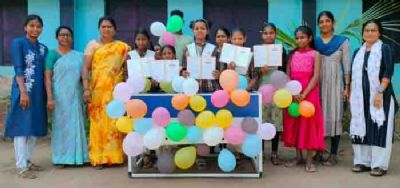बीजापुर : संपूर्ण जिले के स्कूलों में मनाया गया परीक्षा परिणाम उत्सव
