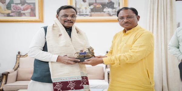 भाजपा के राष्ट्रीय महासचिव विनोद तावड़े ने मुख्यमंत्री साय से की सौजन्य मुलाकात