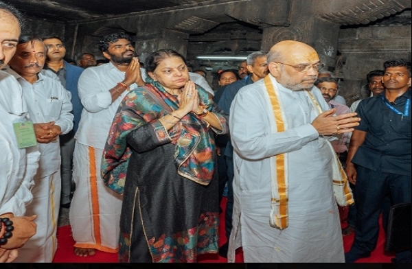 अमित शाह ने पुदुक्कोट्टई के कोट्टई भैरवर मंदिर में पूजा-अर्चना की