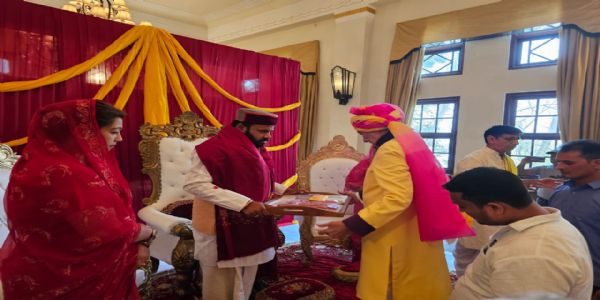 बदरीनाथ धाम के रावल ईश्वर प्रसाद नंबूदरी का टिहरी राज दरबार में पट्टाभिषेक।