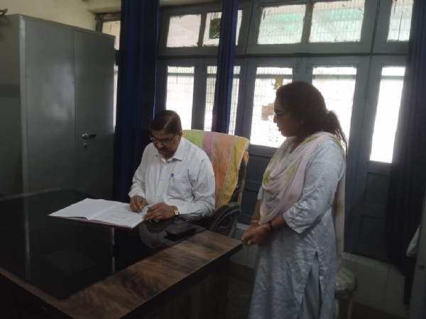 CMO Dr. Sanjay Jain conducted surprise inspection of PHC Dudhli.
