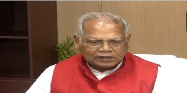 प्रेस को संबोधित करते जीतन राम मांझी 
