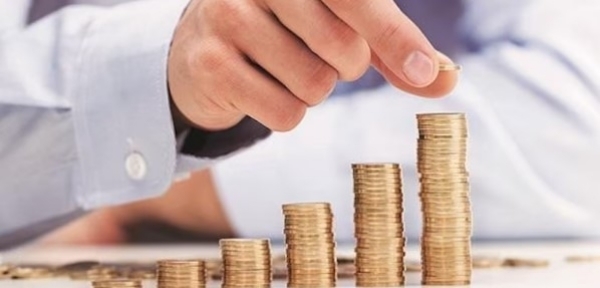 स्मॉल सेविंग स्कीम्स की बढ़ सकती है ब्याज दर स्मॉल सेविंग स्कीम्स की बढ़ सकती है ब्याज दर