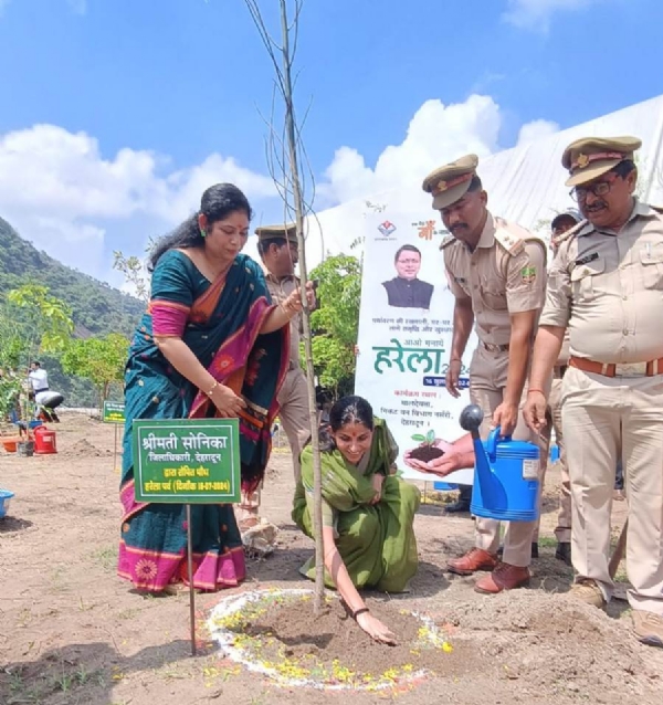अभिनव पहल: संस्कृति, परंपरा, जीवनशैली से जोड़ती है 'राशि वाटिका' और बढ़ाती है सकारात्मकता अभिनव पहल: संस्कृति, परंपरा और जीवनशैली से जोड़ती है 'राशि वाटिका' और बढ़ाती है सकारात्मकता