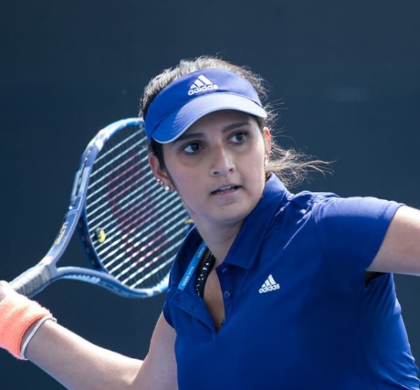 Mary Kom-Sania Mirza-Play Sports-brand ambassadors