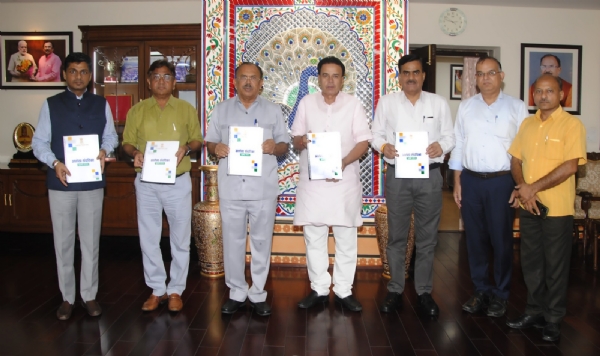 विधान सभा अध्यक्ष देवनानी ने किया आलेख संचयिका का विमोचन
