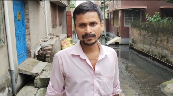 रिषड़ा के 19 नंबर वार्ड में जल जमाव, डेंगू का खतरा रिषड़ा के 19 नंबर वार्ड में जल जमाव, डेंगू का खतरा