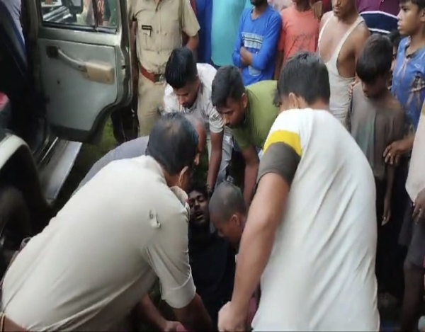 सीआईएसएफ पर लगा युवक की पिटाई करने का आरोप सीआईएसएफ पर लगा युवक की पिटाई करने का आरोप