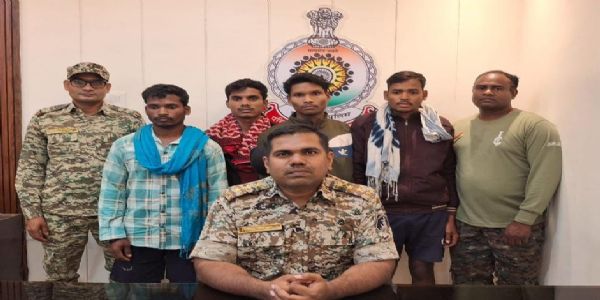सुकमा, पुलिस ने चार नक्सलियों को किया गिरफ्तार
