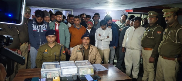 खुलासा करते एएसपी रवि शंकर प्रसाद खुलासा करते एएसपी रवि शंकर प्रसाद