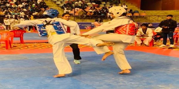 खिलाड़ी खिलाड़ी