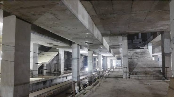 एयरपोर्ट मेट्रो स्टेशन