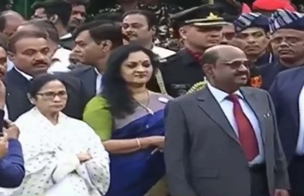 पुलिस बैंड को राजभवन में प्रवेश से रोका गया