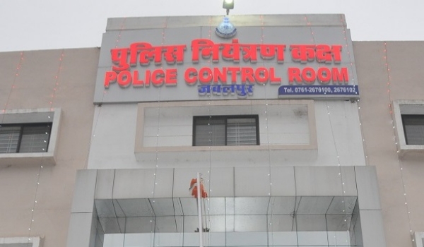 फरार बिल्डर के पुराने रिकार्ड को खंगाल रही पुलिस