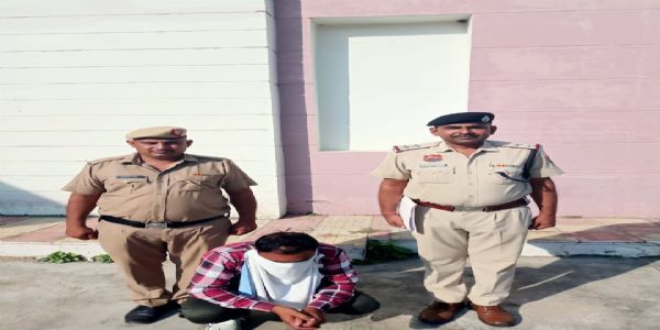 सोने व चांदी के जेवरात हड़पने का आरोपित गिरफ्तार