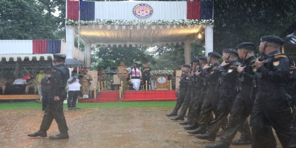 असम के राज्यपाल 75वें असम पुलिस दिवस समारोह में हुए शामिल