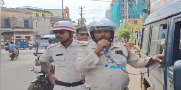 नवमी की सुबह सड़क हादसे में दो की मौत, तीन घायल