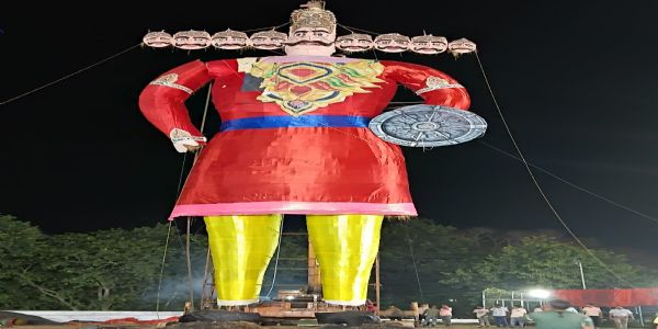 काेरबा में दशहरे की तैयारियां पूरी, 112 फीट ऊंचा रावण के पुतले का हाेगा दहन