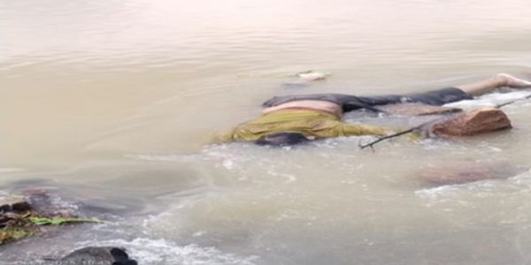 कोंडागांव के बह्मनी नदी में मिला एक अज्ञात युवक का  शव